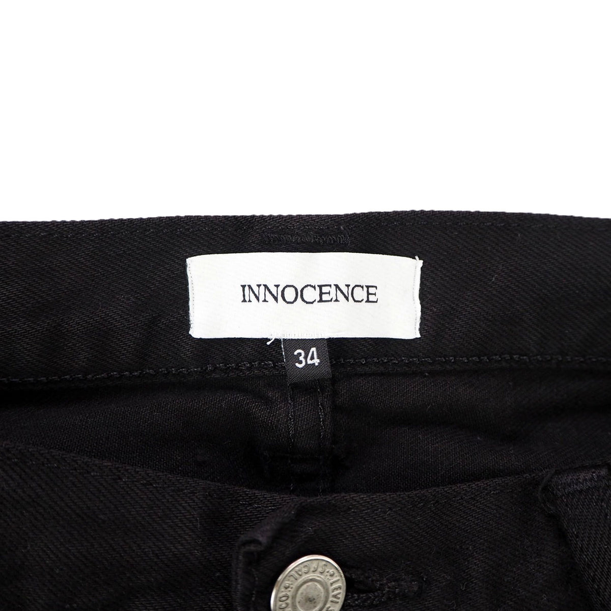 blackpants1web- blackpants1web-